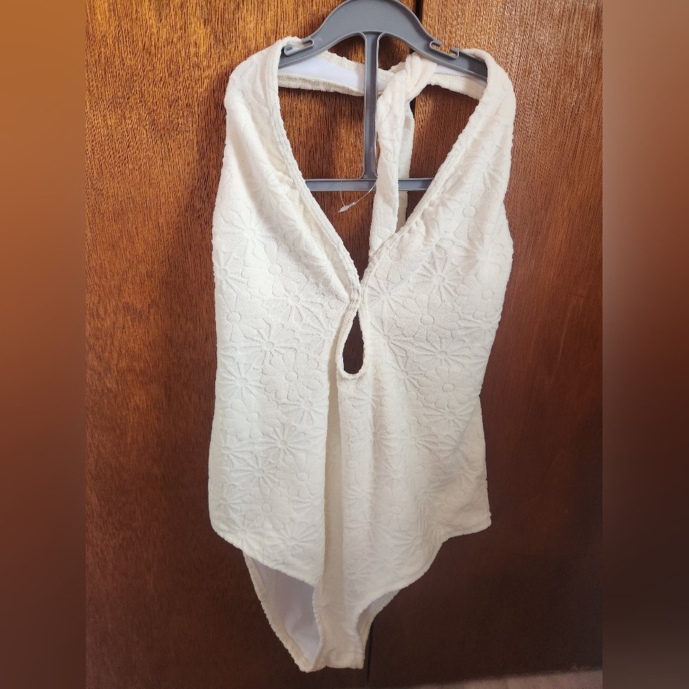 Cream Floral Textured Sleeveless Swimsuit